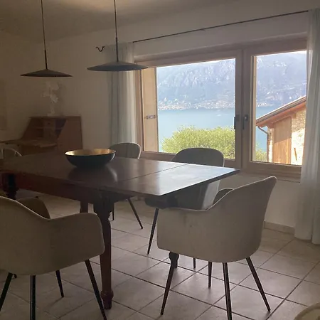 Feriehus Loggia Anna - Torri Del Benaco